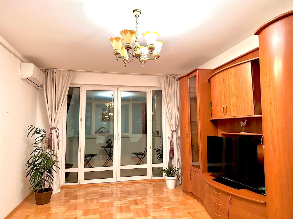Vintage Bucharest Apartment 外观 照片